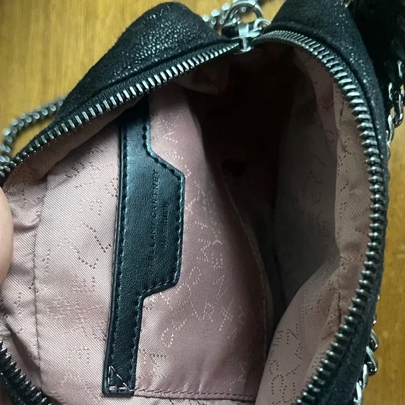 Stella McCartney Black Crossbody cat shaped Bag with Silver Chain - Picture 4 of 7